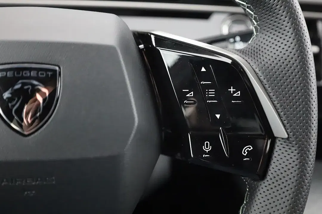 Peugeot 5008 AUT MHEV GT - Thumbnail 18