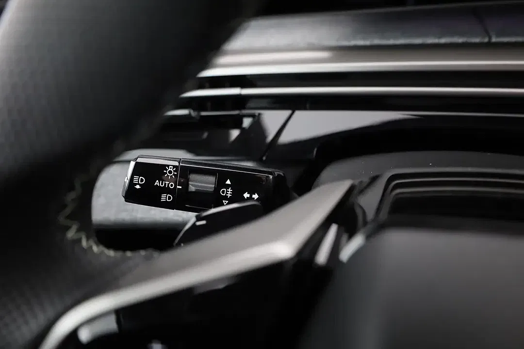 Peugeot 5008 AUT MHEV GT - Thumbnail 19