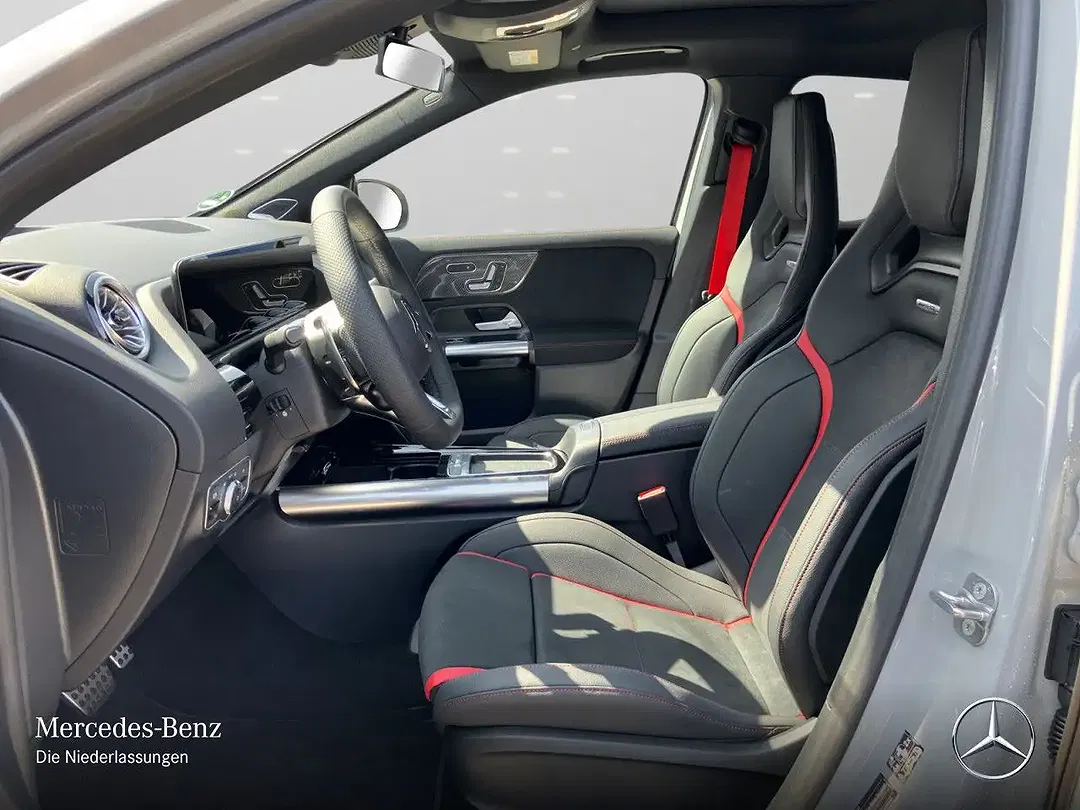 Mercedes-Benz GLA 35 AMG 4MATIC Burmester - Thumbnail 8