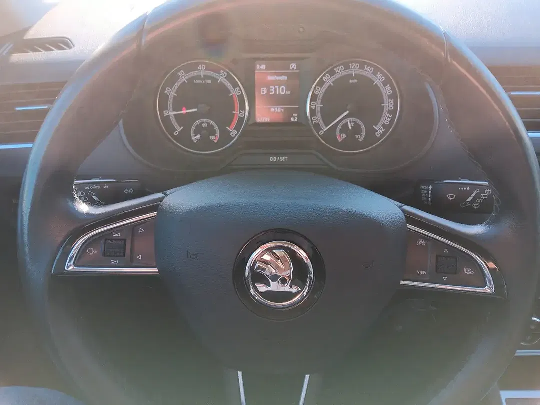 Skoda Octavia Combi Tour - Thumbnail 10