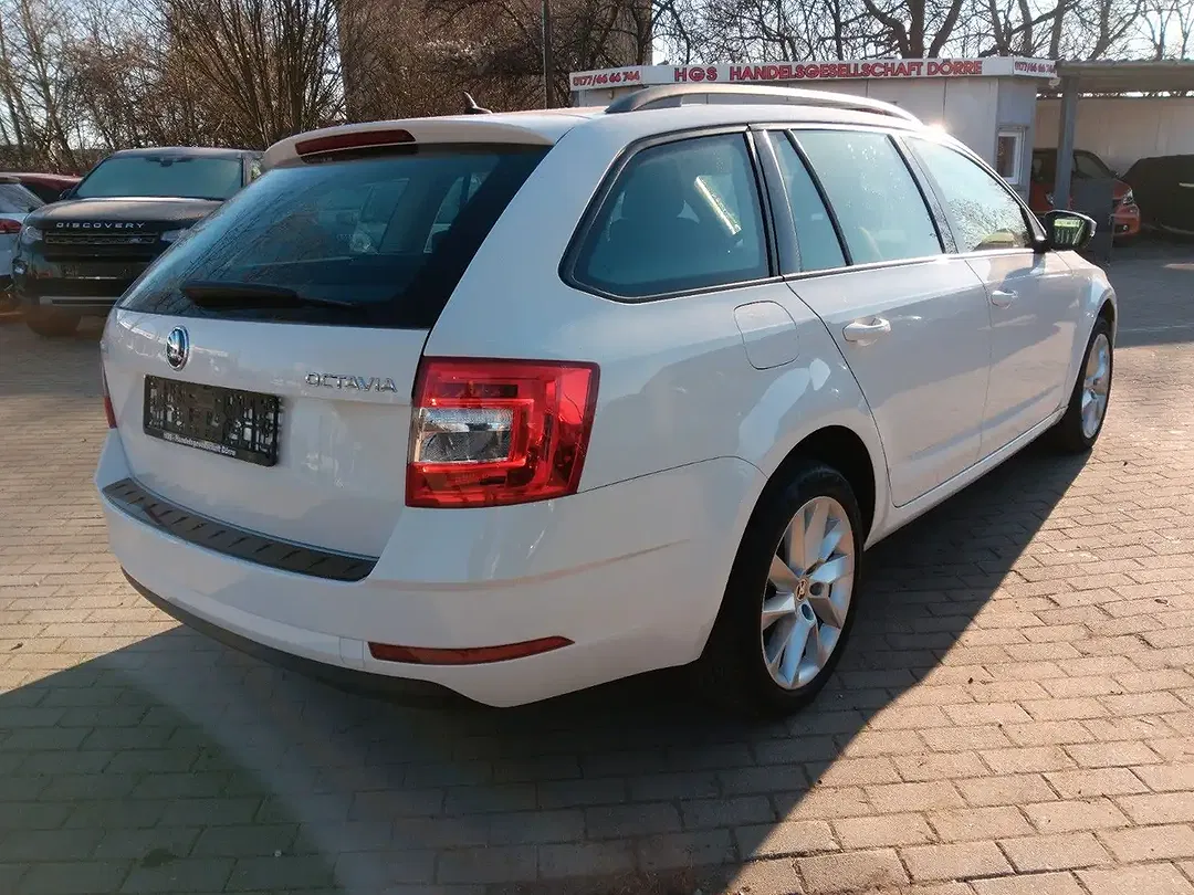 Skoda Octavia Combi Tour - Thumbnail 4