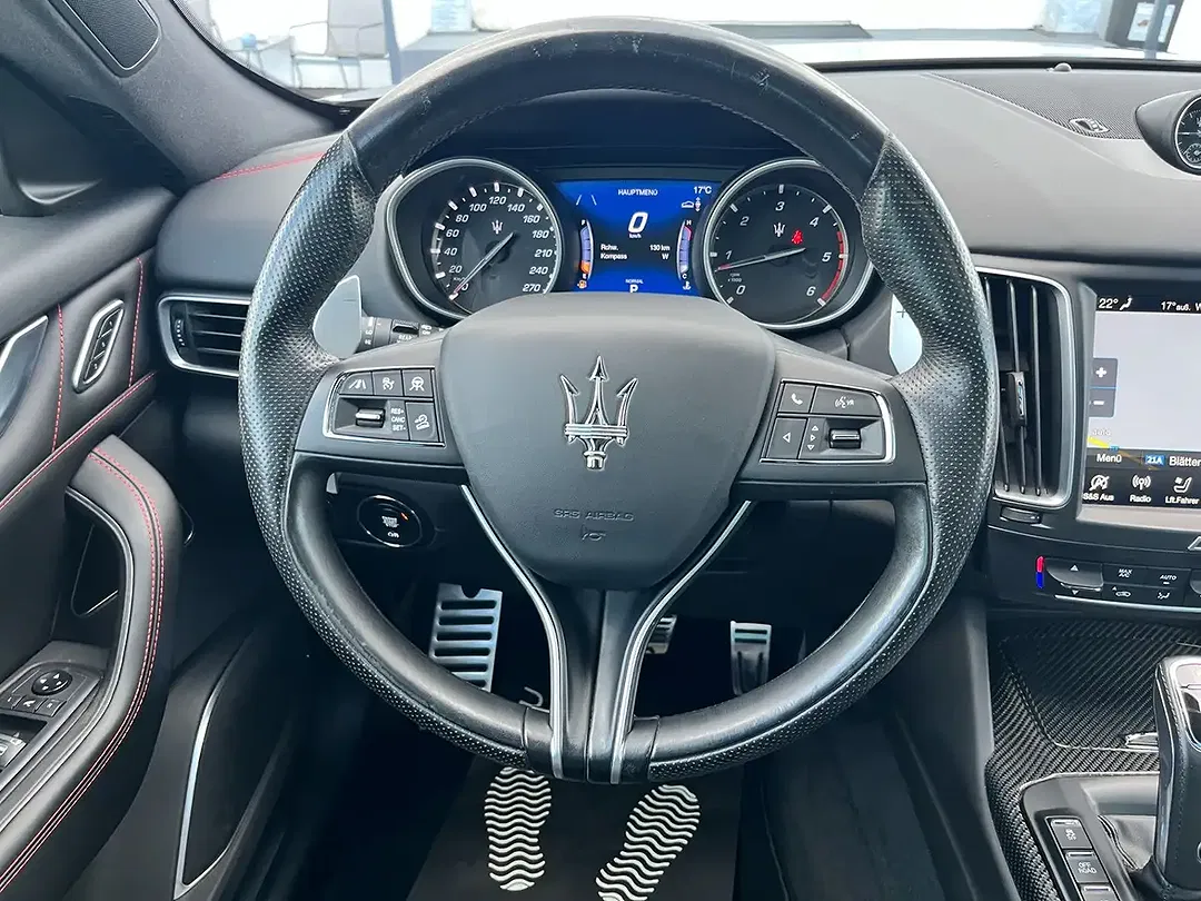 Maserati Levante Q4 GranSport - Thumbnail 16