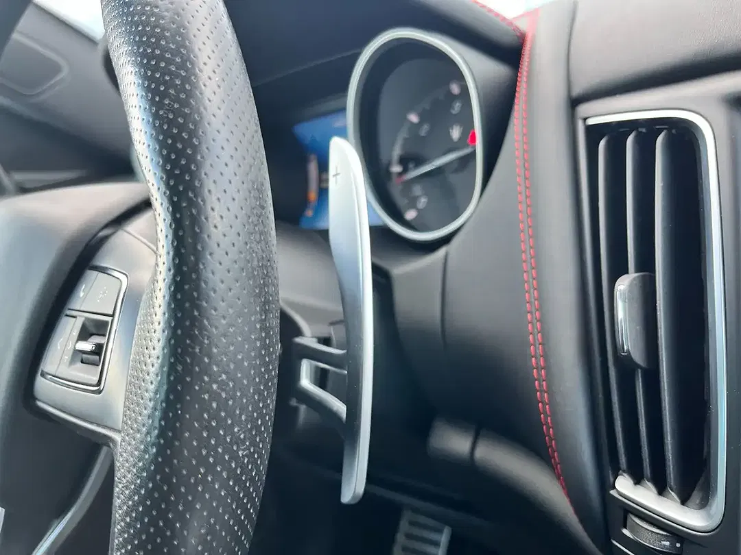 Maserati Levante Q4 GranSport - Thumbnail 26