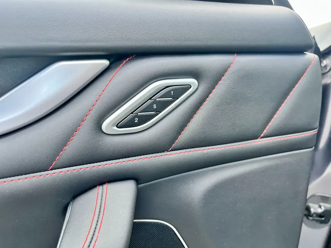 Maserati Levante Q4 GranSport - Thumbnail 31