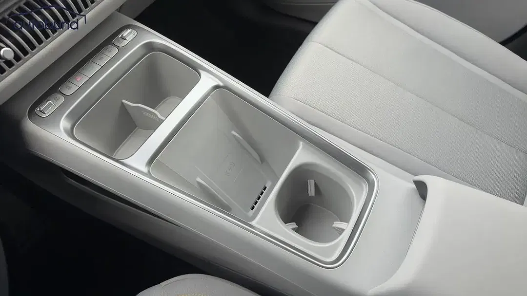BYD Dolphin DM-i Boost - foto 14