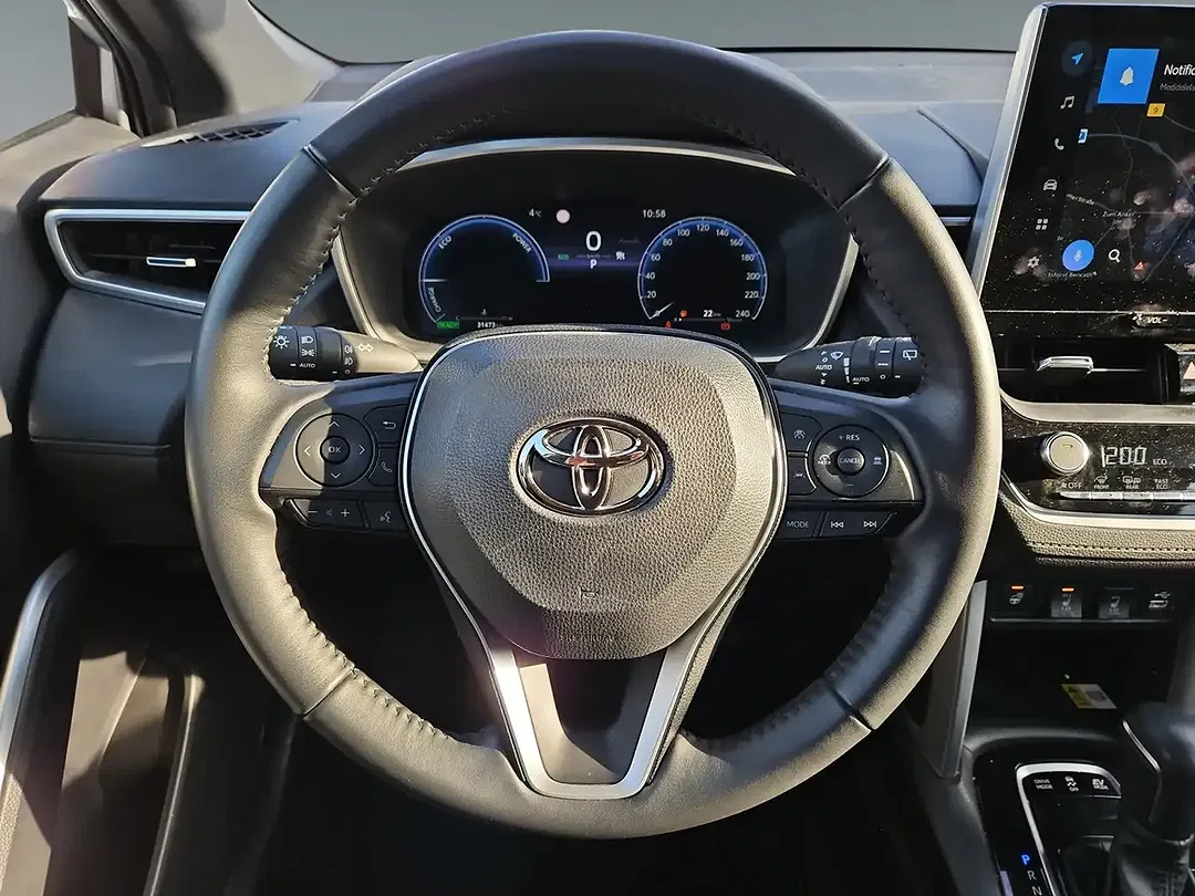 Toyota Corolla Cross Style - Thumbnail 13