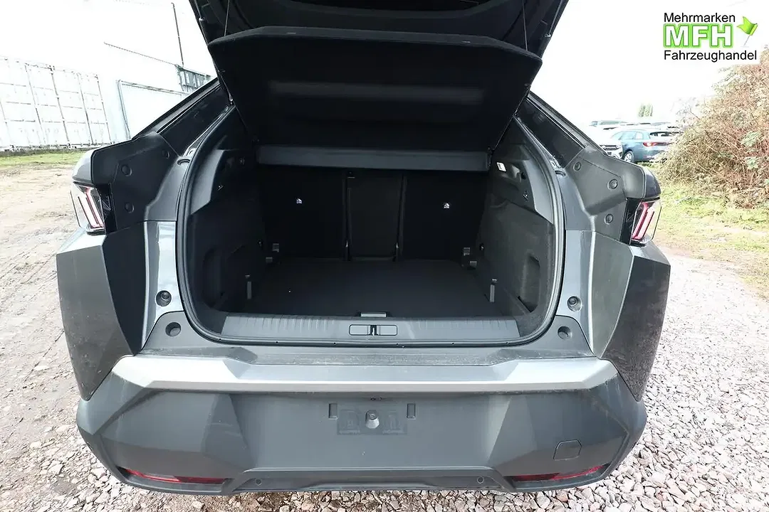 Peugeot 3008 Hybrid Allure - Thumbnail 10