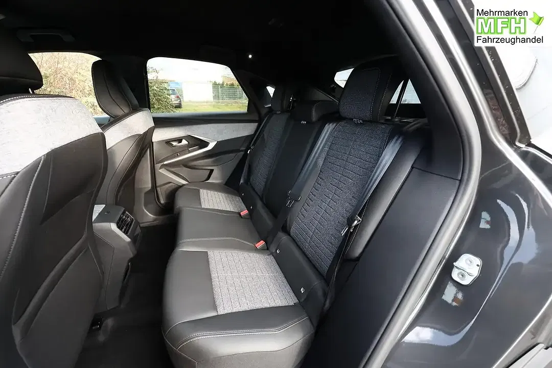 Peugeot 3008 Hybrid Allure - Thumbnail 9