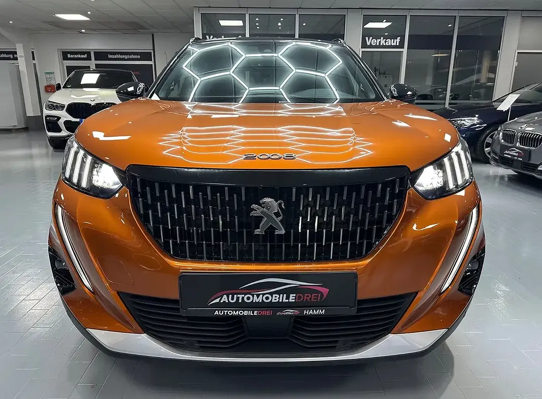 Peugeot 2008 GT - Thumbnail 7