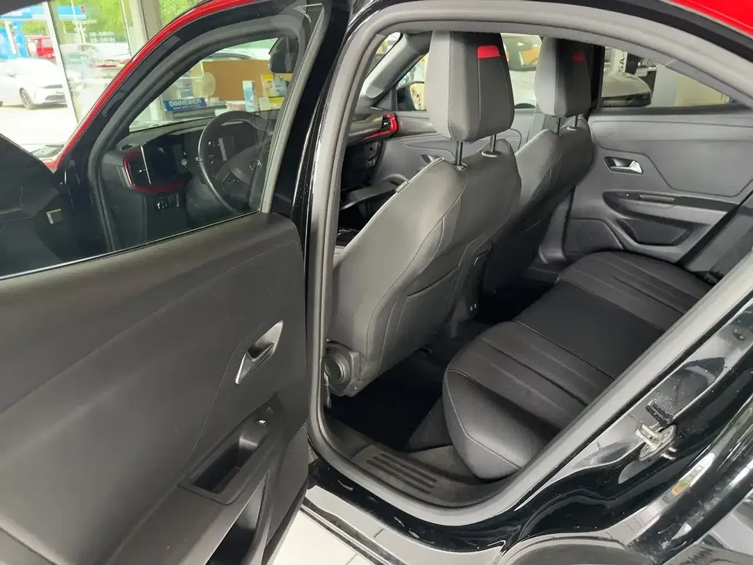 Opel Mokka-E GS Line - Thumbnail 8