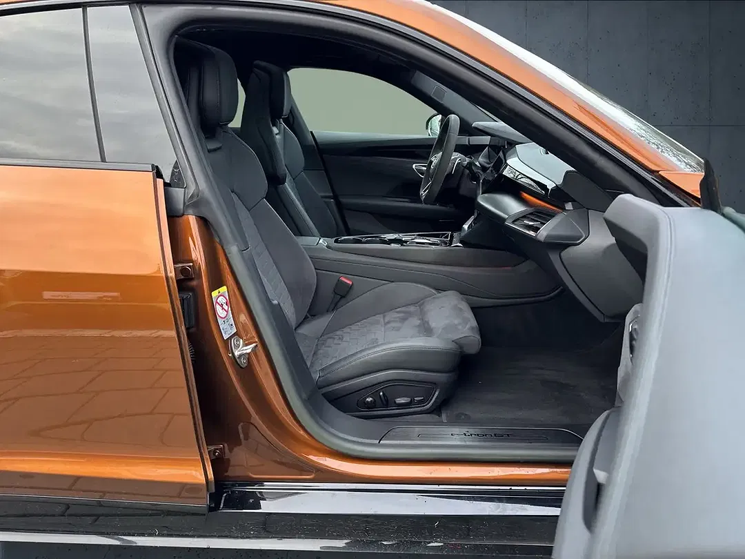 Audi e-tron GT Matrix LED - foto 15