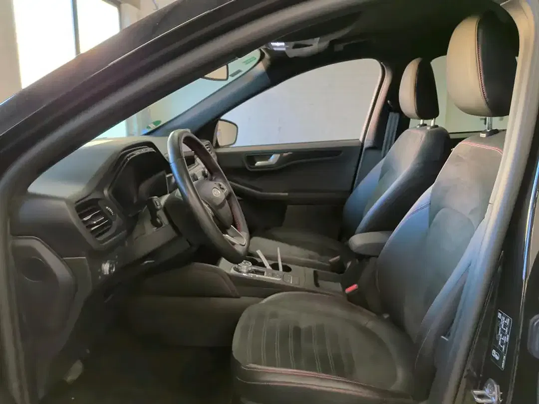 Ford Kuga 2.5 PHEV ST-Line X - Thumbnail 8
