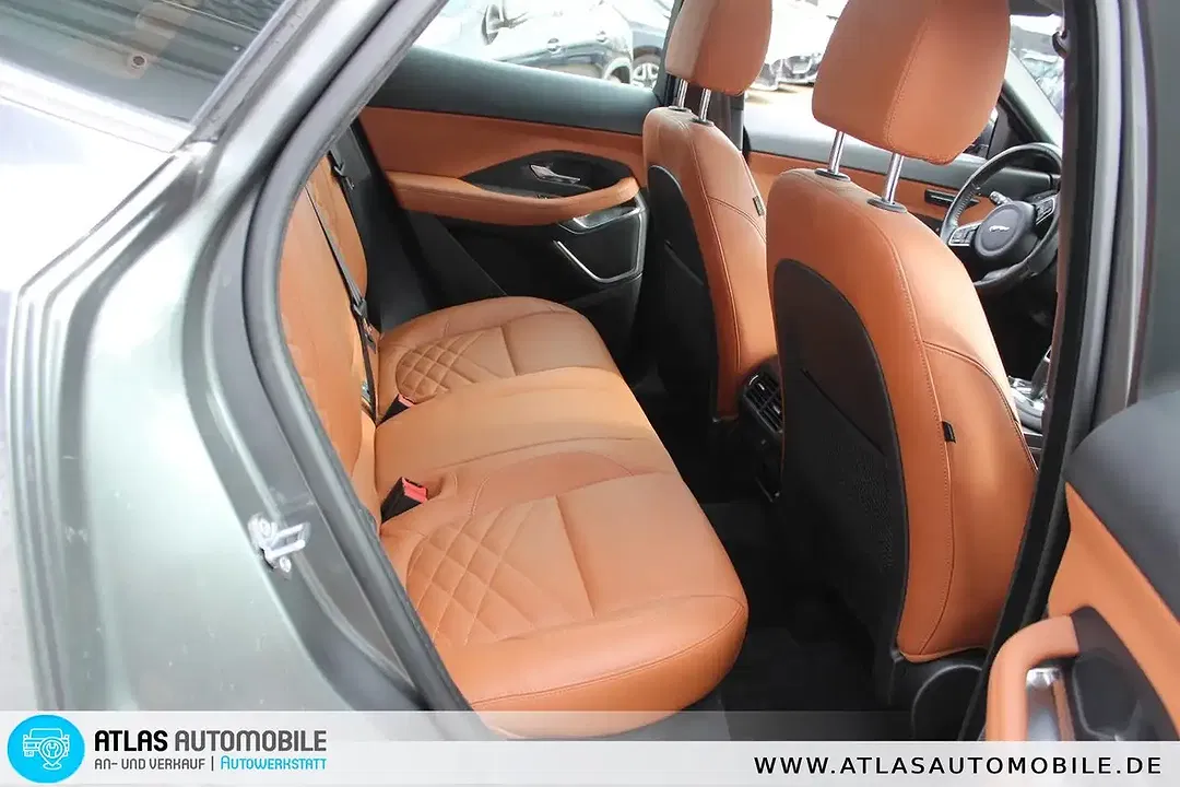 Jaguar E-Pace 4x4 HSE - Thumbnail 12