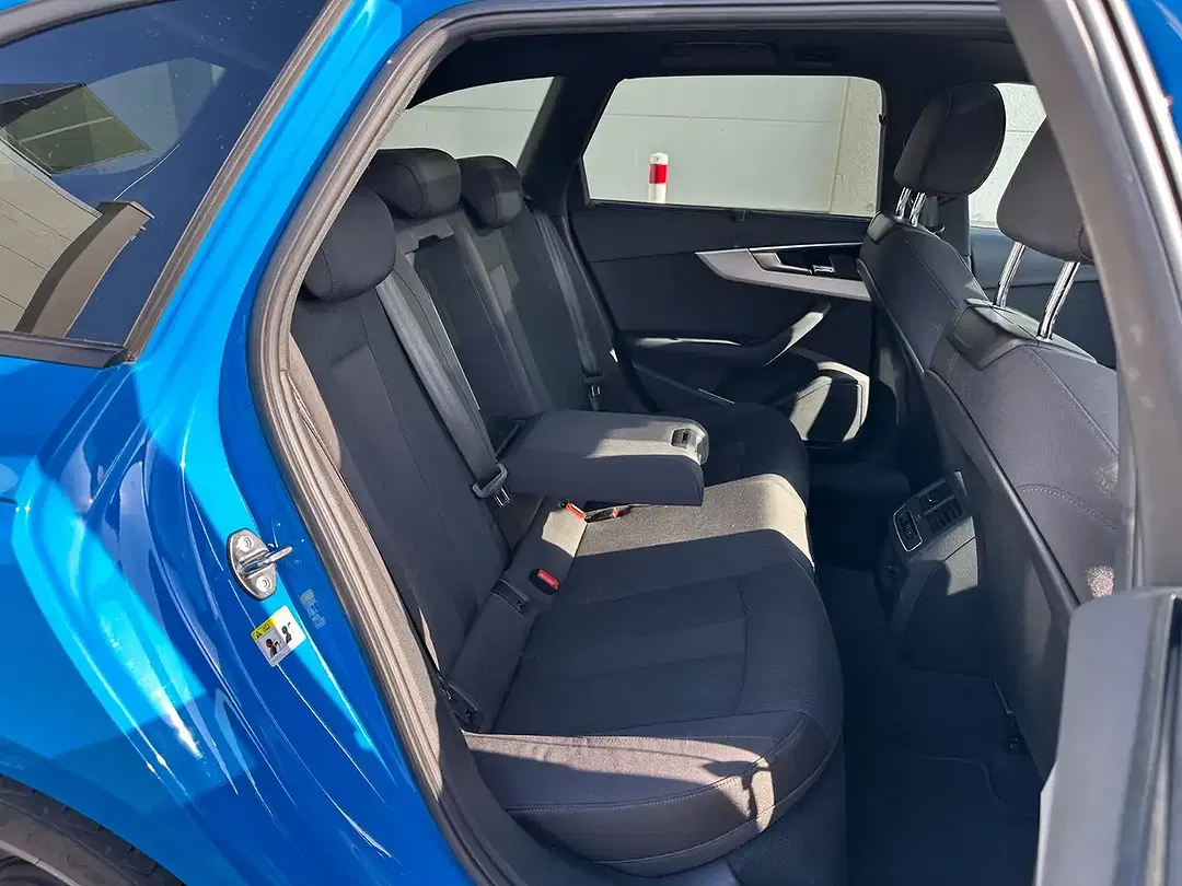 Audi A4 40 TFSI Avant - Thumbnail 18