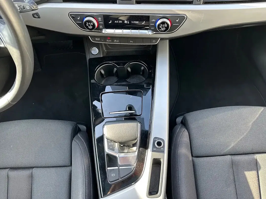 Audi A4 40 TFSI Avant - Thumbnail 22