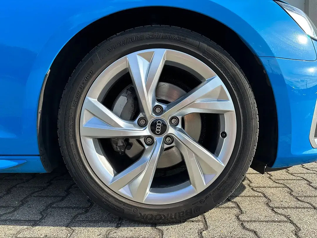 Audi A4 40 TFSI Avant - foto 25