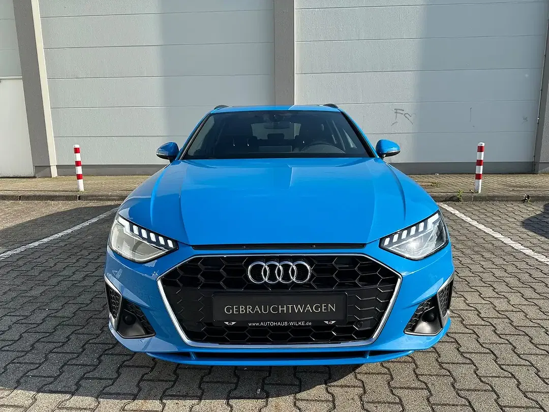 Audi A4 40 TFSI Avant - Thumbnail 3