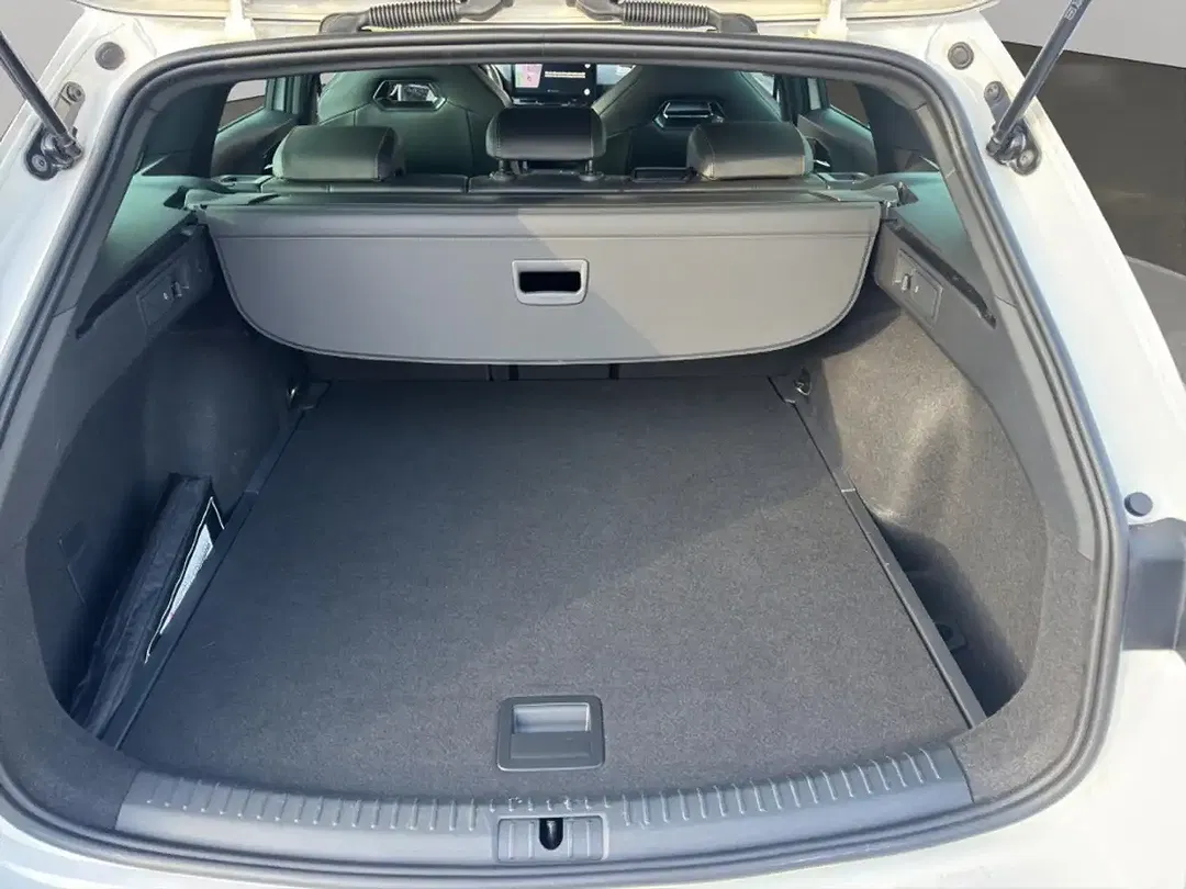 CUPRA Leon 2.0 TSI 4Drive VZ Sportstourer - Thumbnail 6