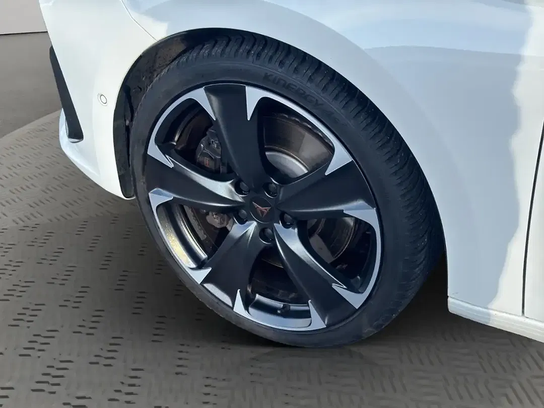 CUPRA Leon 2.0 TSI 4Drive VZ Sportstourer - Thumbnail 7