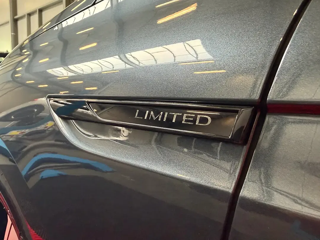 Renault Megane TCe Limited - Thumbnail 10