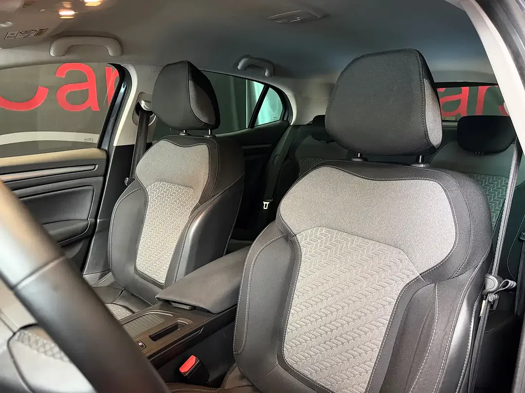 Renault Megane TCe Limited - foto 15
