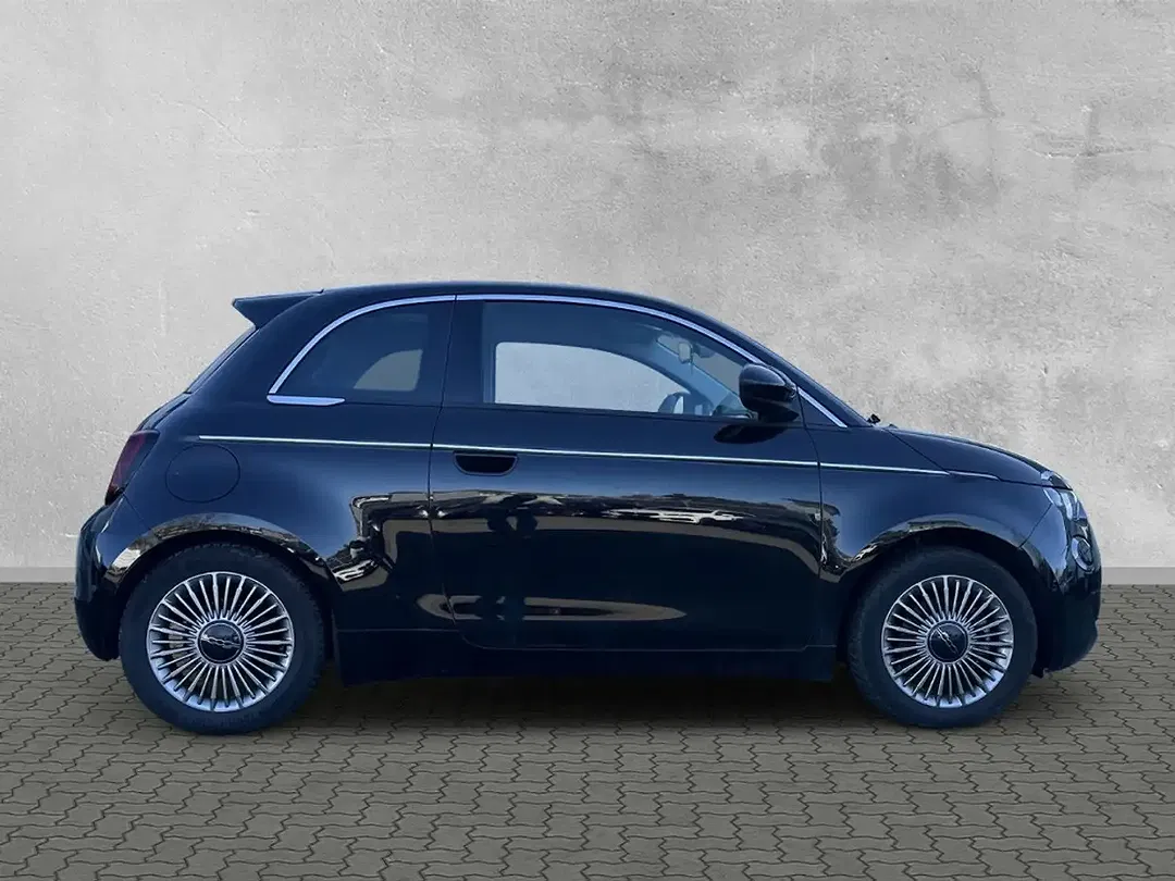 Fiat 500e - Thumbnail 4