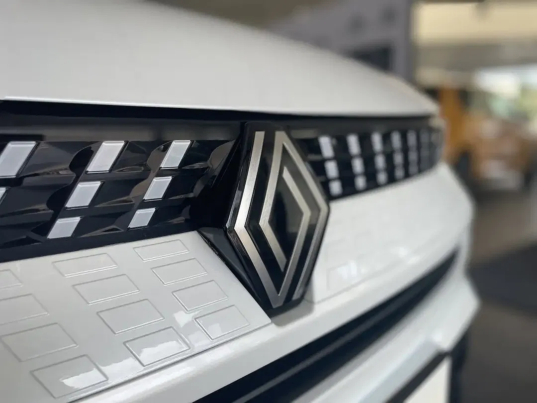 Renault Captur TCe Techno - Thumbnail 7