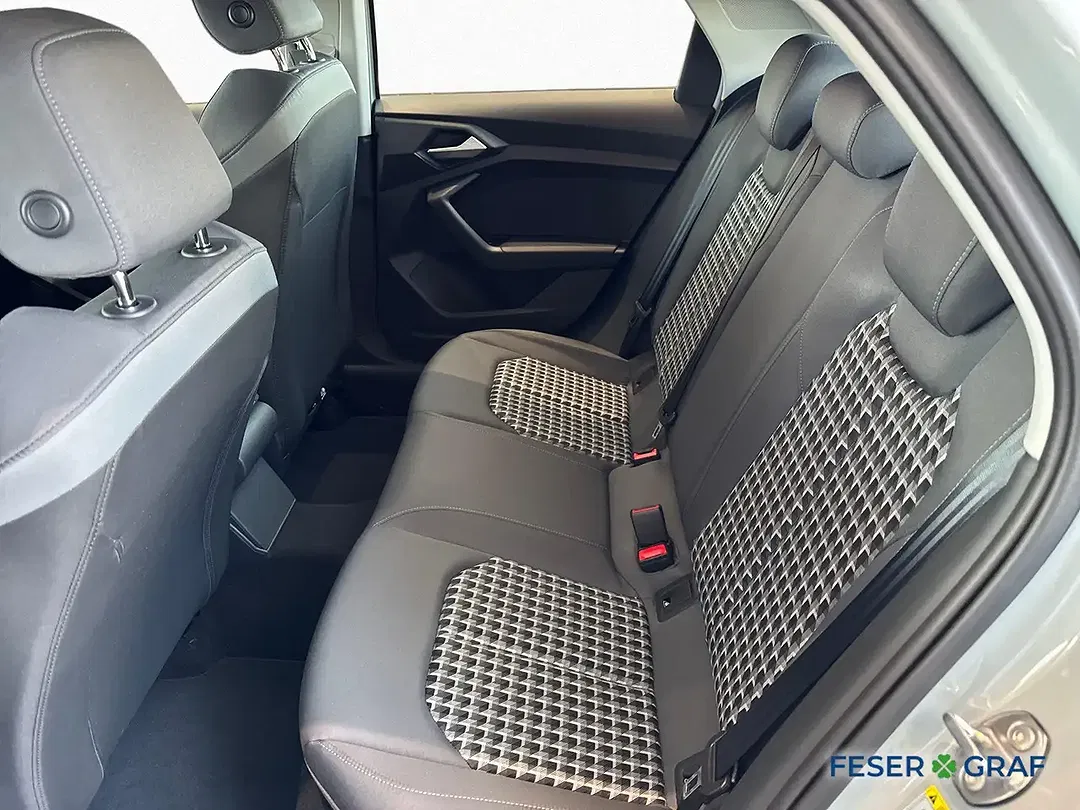 Audi A1 30 TFSI S line - Thumbnail 12