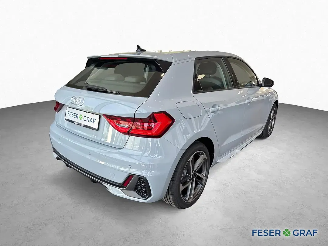 Audi A1 30 TFSI S line - Thumbnail 4