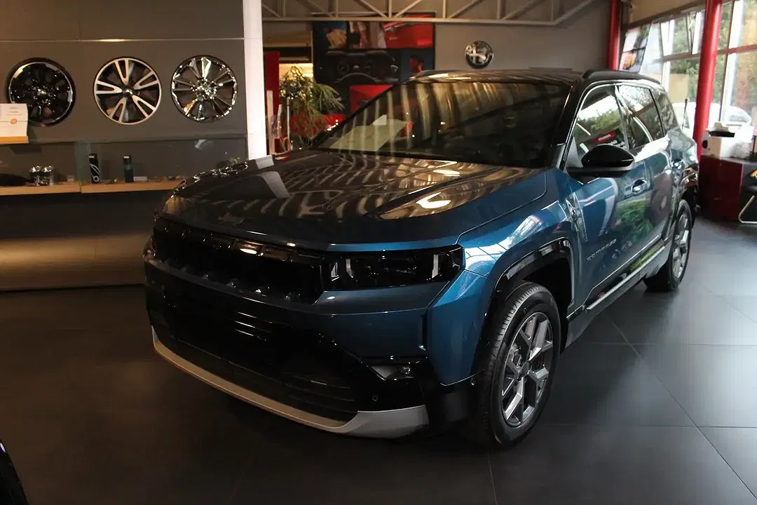 Jeep Compass 1.2 e-Hybrid DCT Edition - foto 1