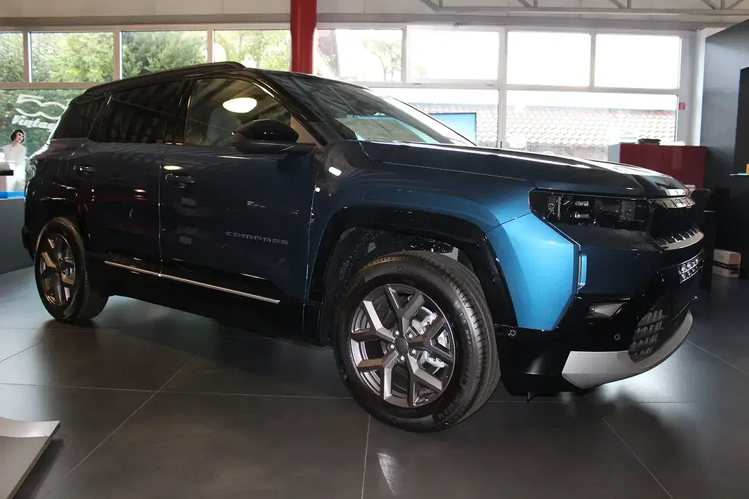 Jeep Compass 1.2 e-Hybrid DCT Edition - foto 2