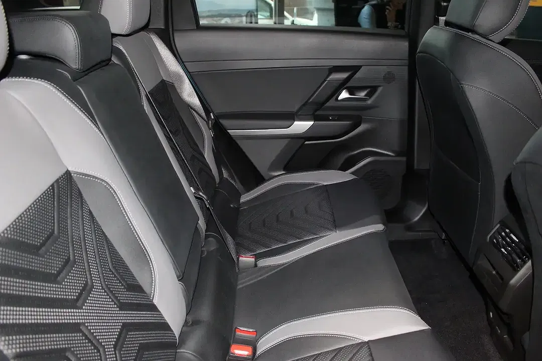 Jeep Compass 1.2 e-Hybrid DCT Edition - Thumbnail 5