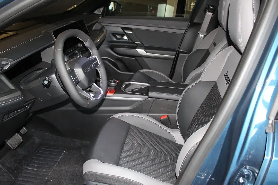 Jeep Compass 1.2 e-Hybrid DCT Edition - Thumbnail 9