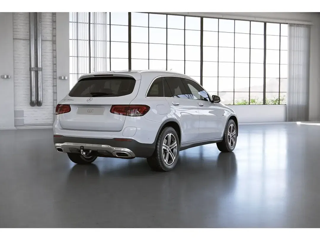 Mercedes-Benz GLC 300 4MATIC - Thumbnail 2