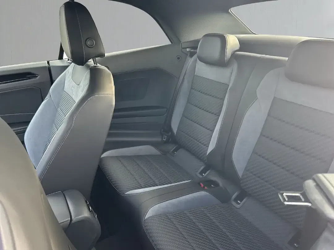 Volkswagen T-Roc 1.5 TSI DSG R-Line - Thumbnail 8