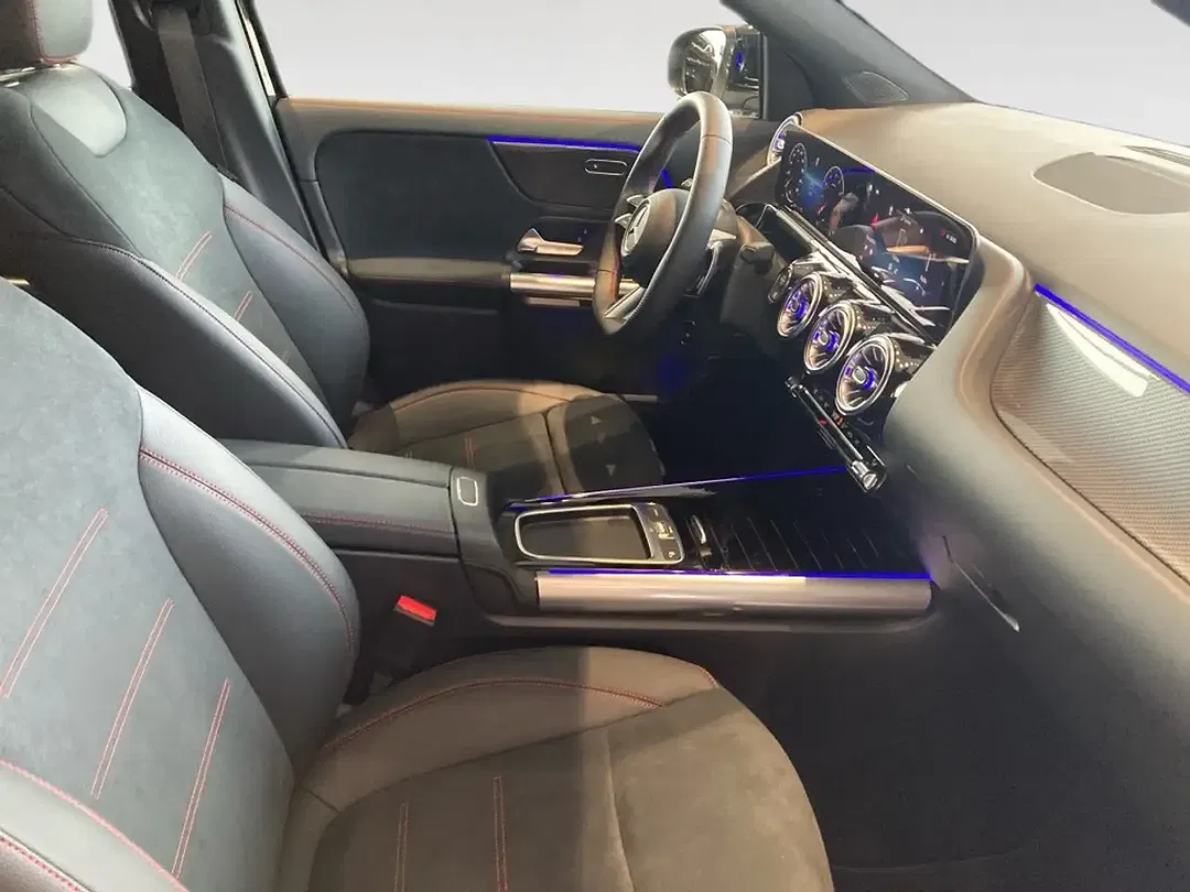 Mercedes-Benz GLA 200 Edition AMG Line - Thumbnail 9