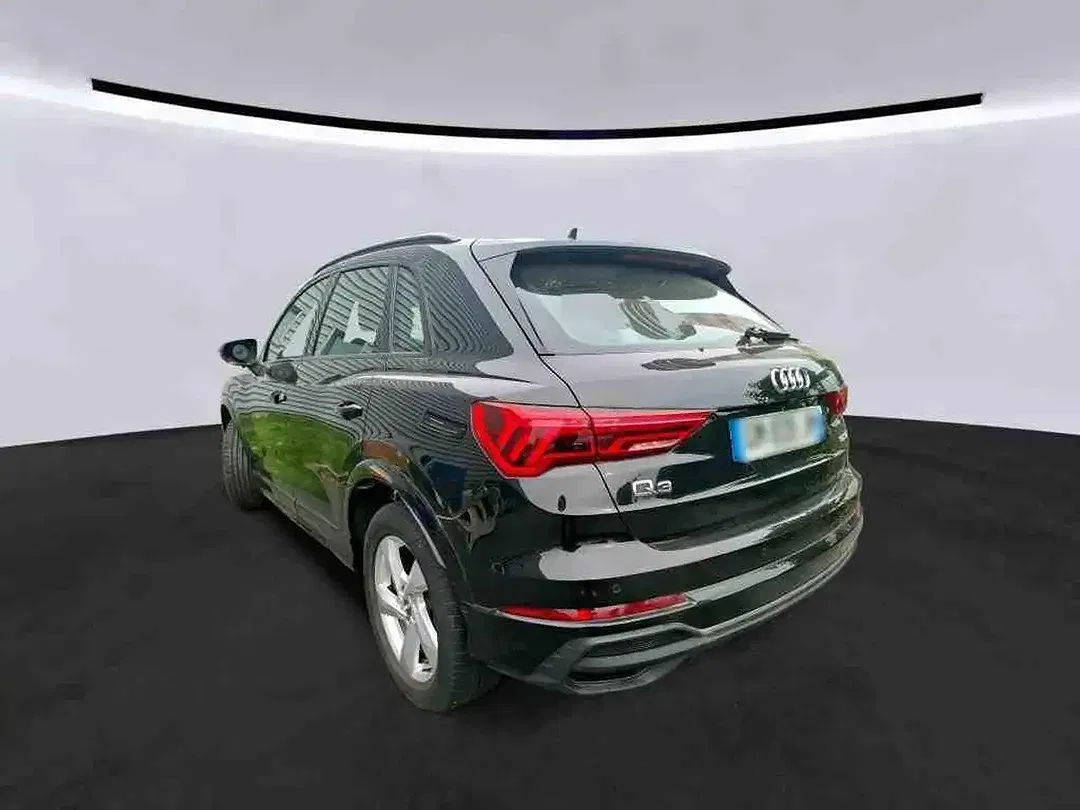 Audi Q3 S line - Thumbnail 5