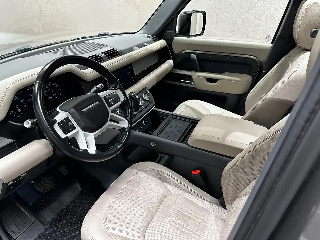 Land Rover Defender P400e 110 SE - Thumbnail 11