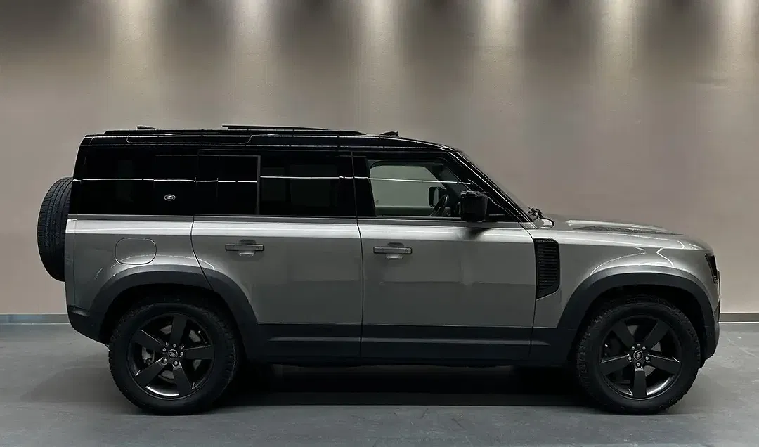 Land Rover Defender P400e 110 SE - Thumbnail 9