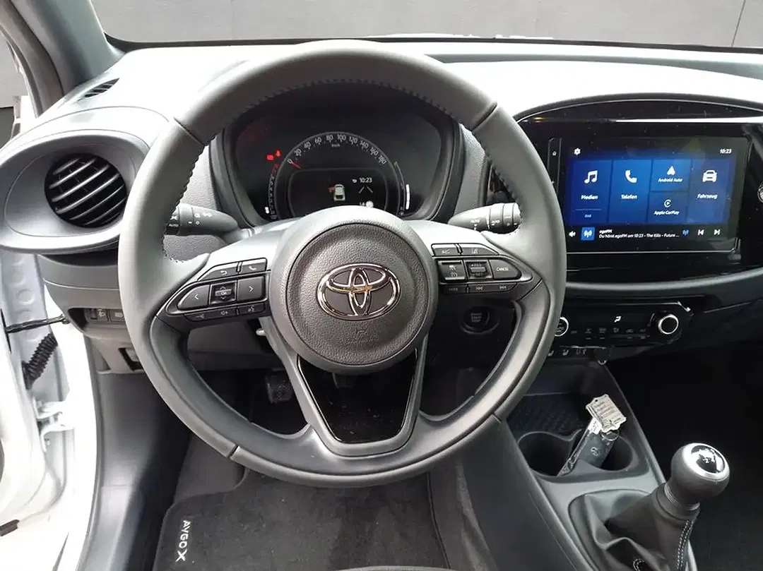 Toyota Aygo X Business Edition - Thumbnail 10