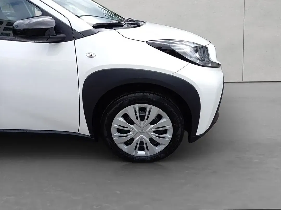 Toyota Aygo X Business Edition - Thumbnail 22