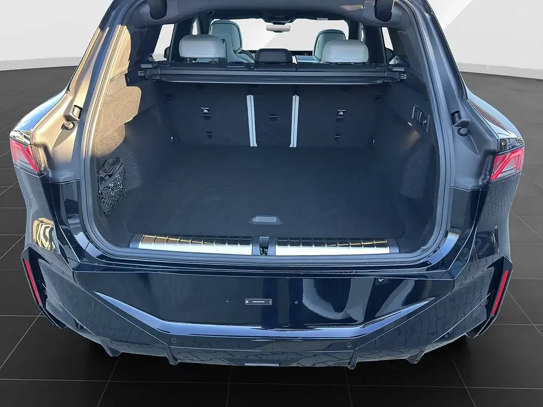 BMW X5 xDrive M Pro - Thumbnail 14