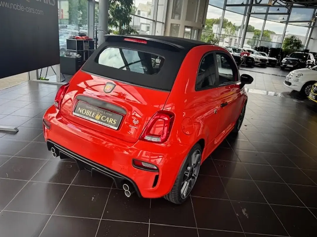 Abarth 695C Turismo - Thumbnail 10