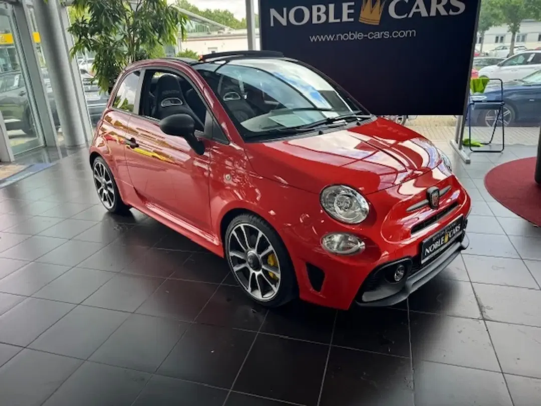 Abarth 695C Turismo - Thumbnail 3