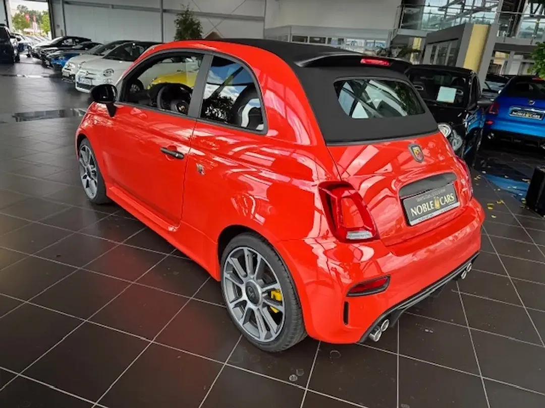 Abarth 695C Turismo - Thumbnail 9