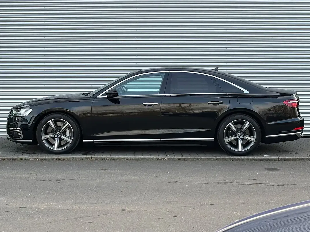 Audi A8 60 TFSI e quattro - Thumbnail 4