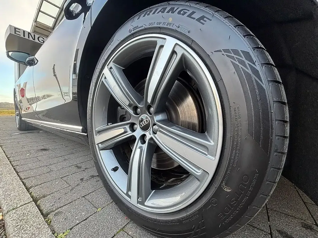 Audi A8 60 TFSI e quattro - Thumbnail 8