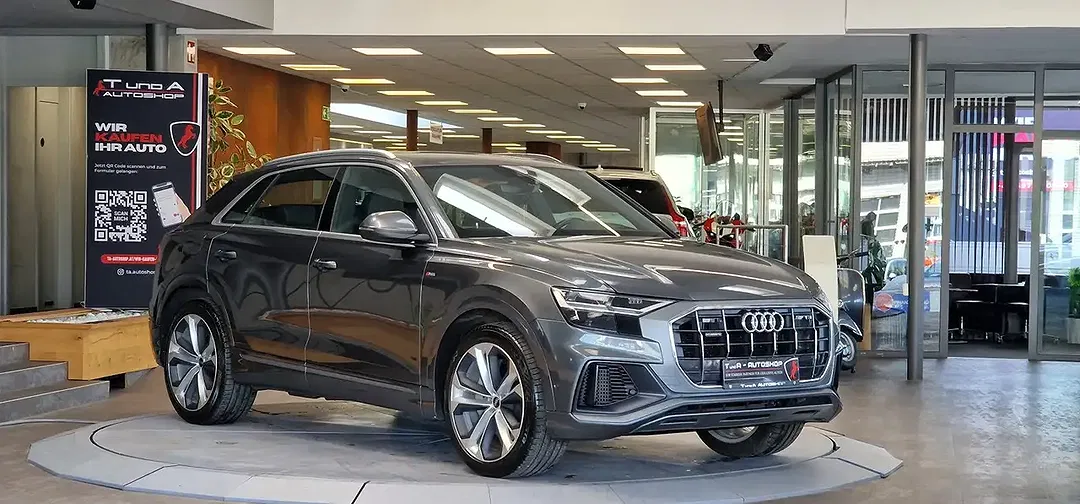 Audi Q8 55 TFSI e AUT quattro - Thumbnail 3