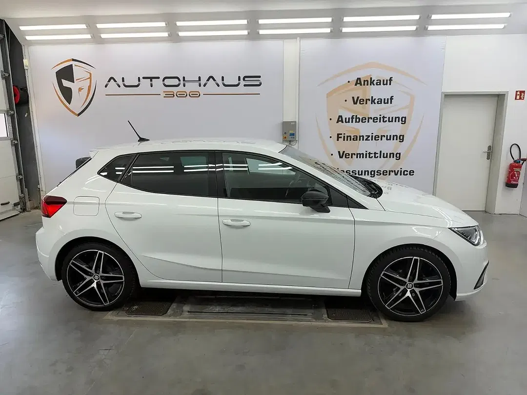 SEAT Ibiza FR - Thumbnail 5