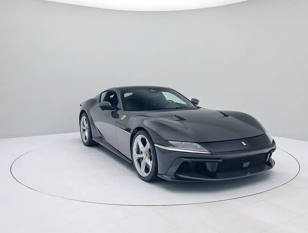 Ferrari 12 Cilindri - Thumbnail 3